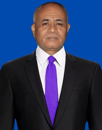 Dr. Iwan Rumalean, M.Pd